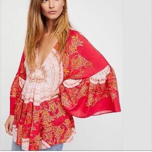 Free People Sunset Dreams Printed Top Blouse
Tunic Size Extra Small